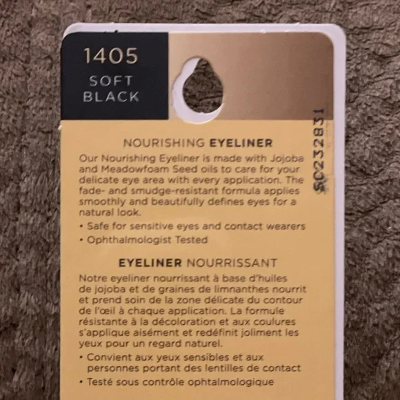 Nourishing Eyeliner Soft Black by Burt’s Bees - Picture 11 of 16